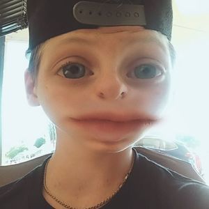 Meet your Posher, Troy